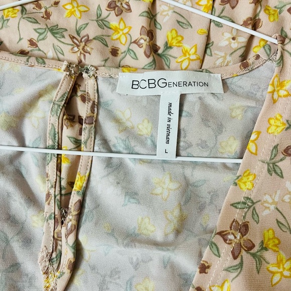 BCBGeneration Jumpsuit - Picture 4 of 6